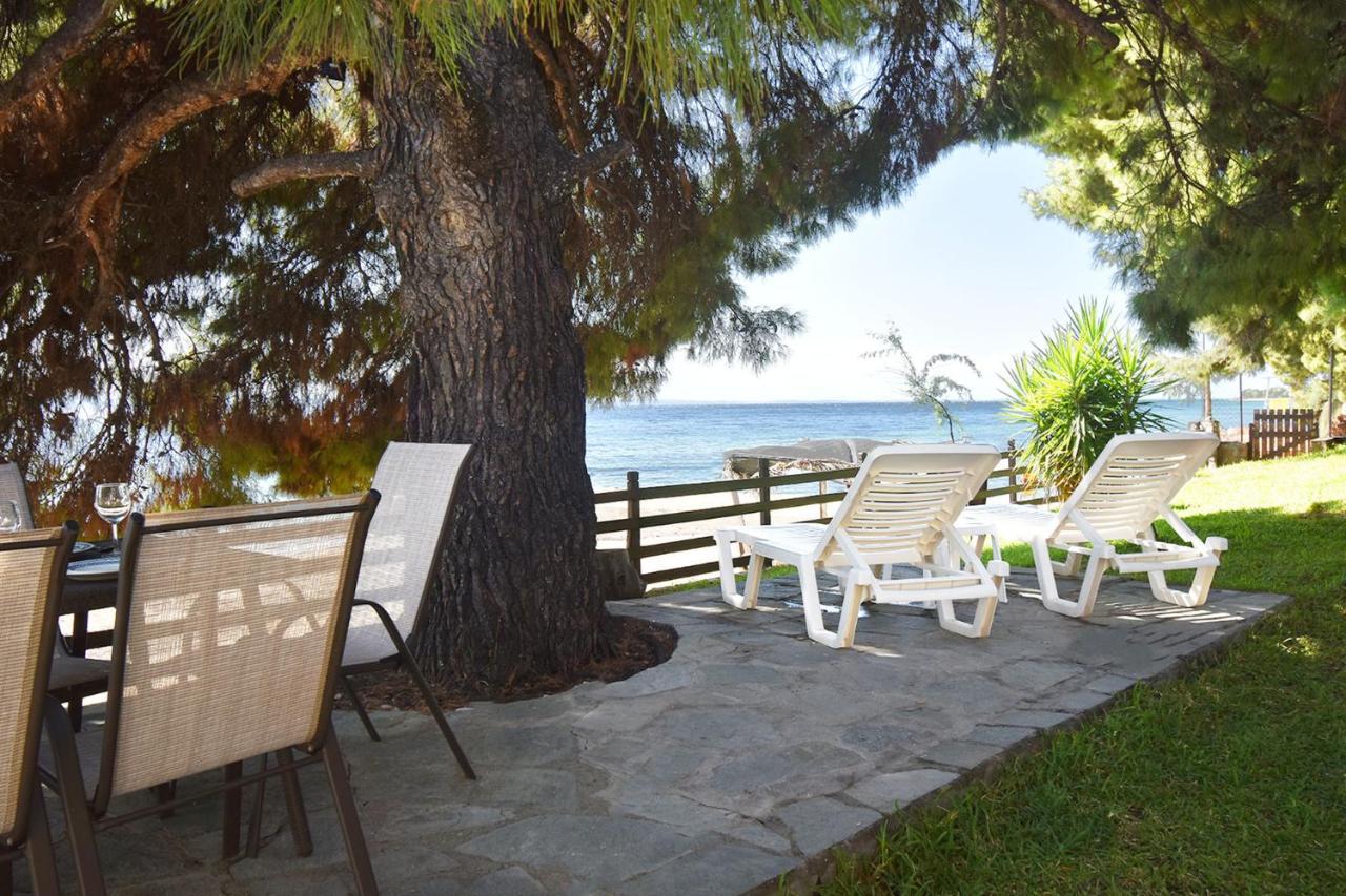 Barlee Beach Front House, Metamorfosi Kültér fotó