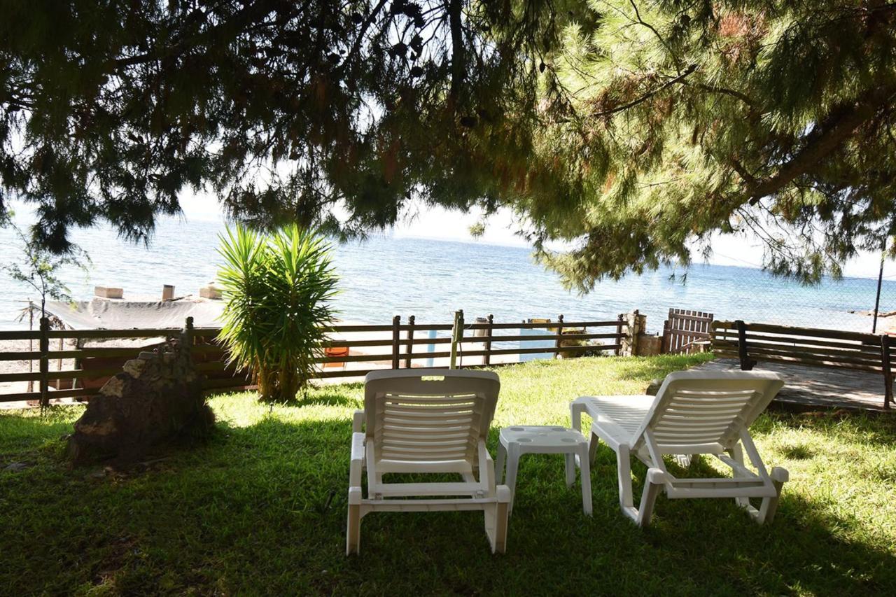 Barlee Beach Front House, Metamorfosi Kültér fotó