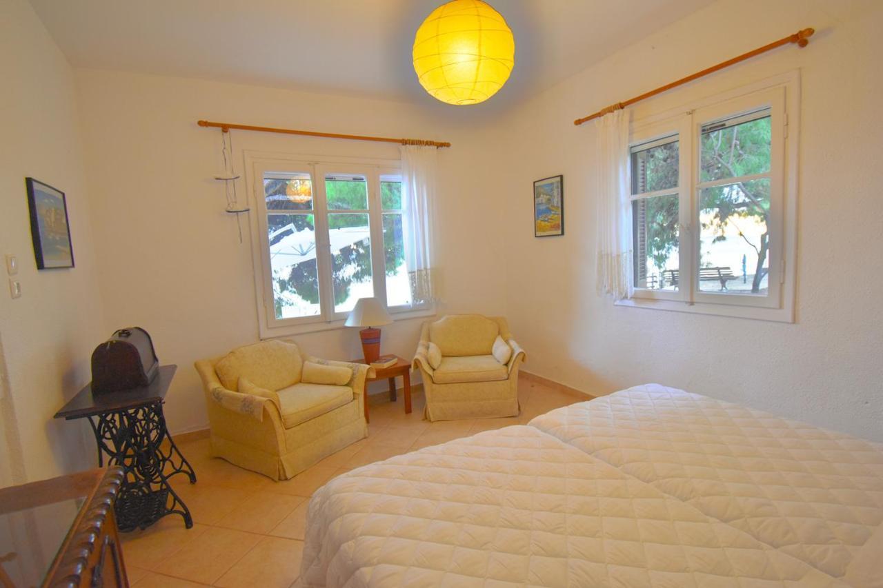 Barlee Beach Front House, Metamorfosi Kültér fotó
